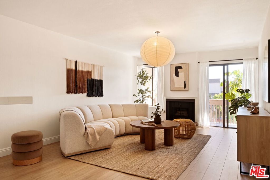 Photo of Listing #25513761