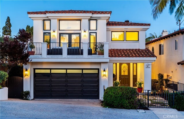 2600 N Poinsettia Avenue, Manhattan Beach.