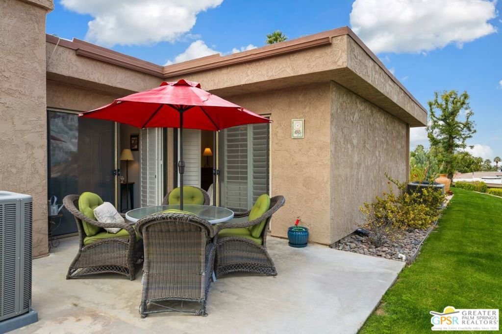 48736 Sageflower Lane, Palm Desert