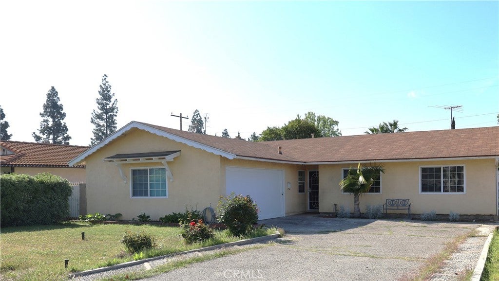 Photo of Listing #IV25061388