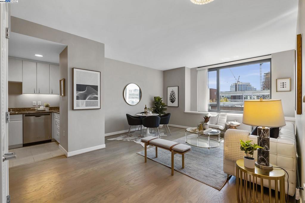 Photo of Listing #41090157