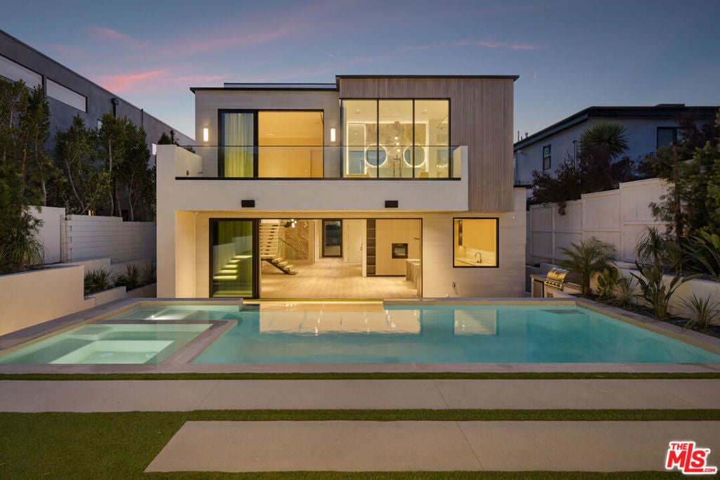 Photo of Listing #25514391