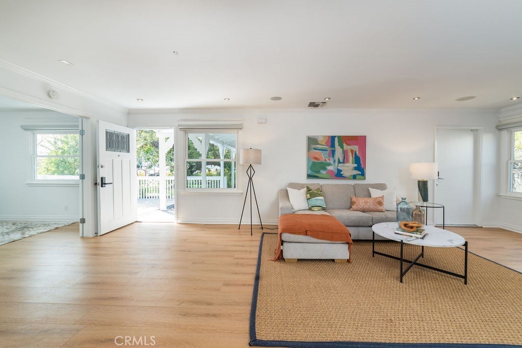 Photo of Listing #NP25060335