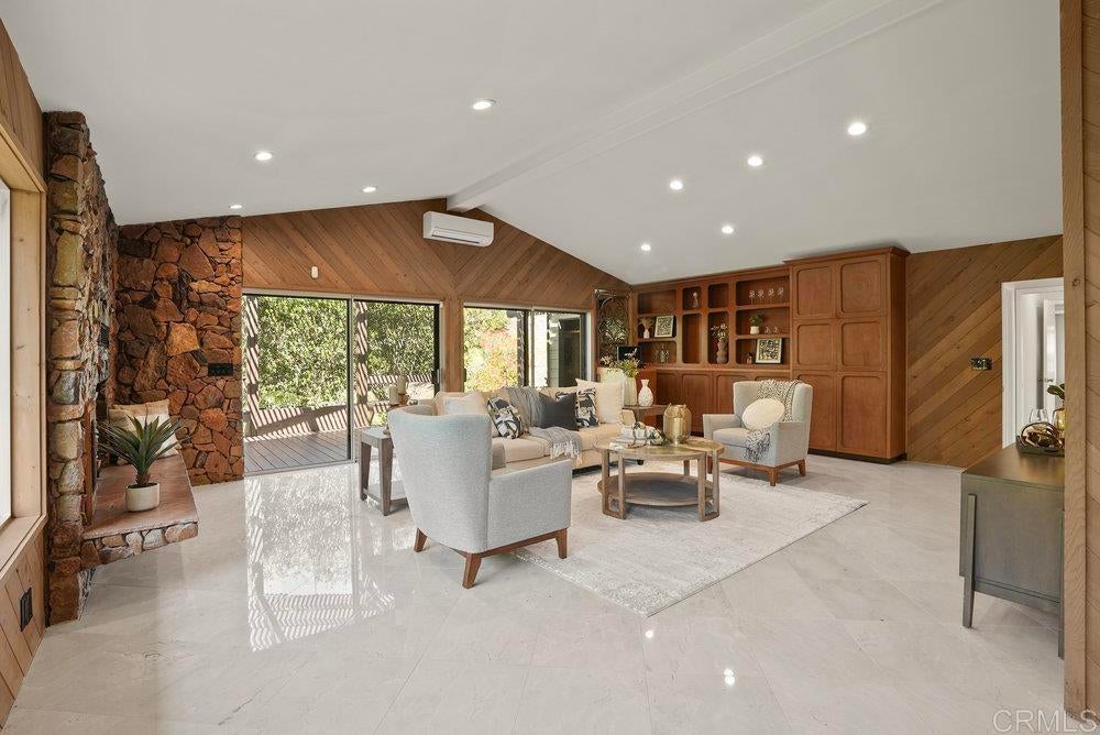 Photo of Listing #NDP2502666