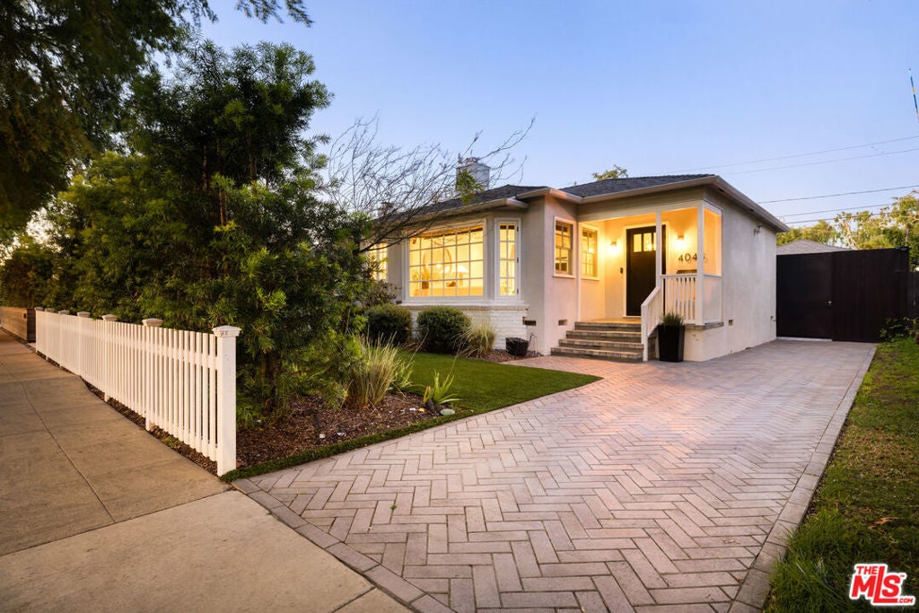 Photo of Listing #25513363