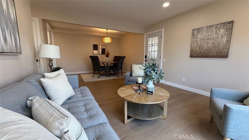 Photo of Listing #OC25061711