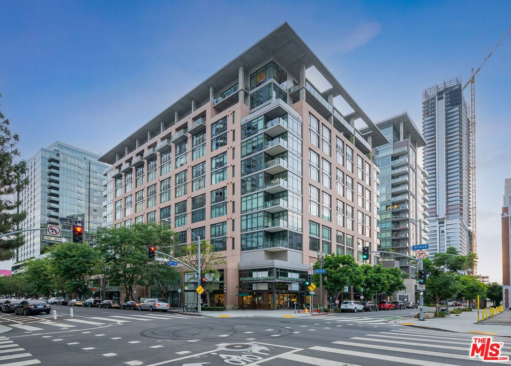 Photo of Listing #25514245