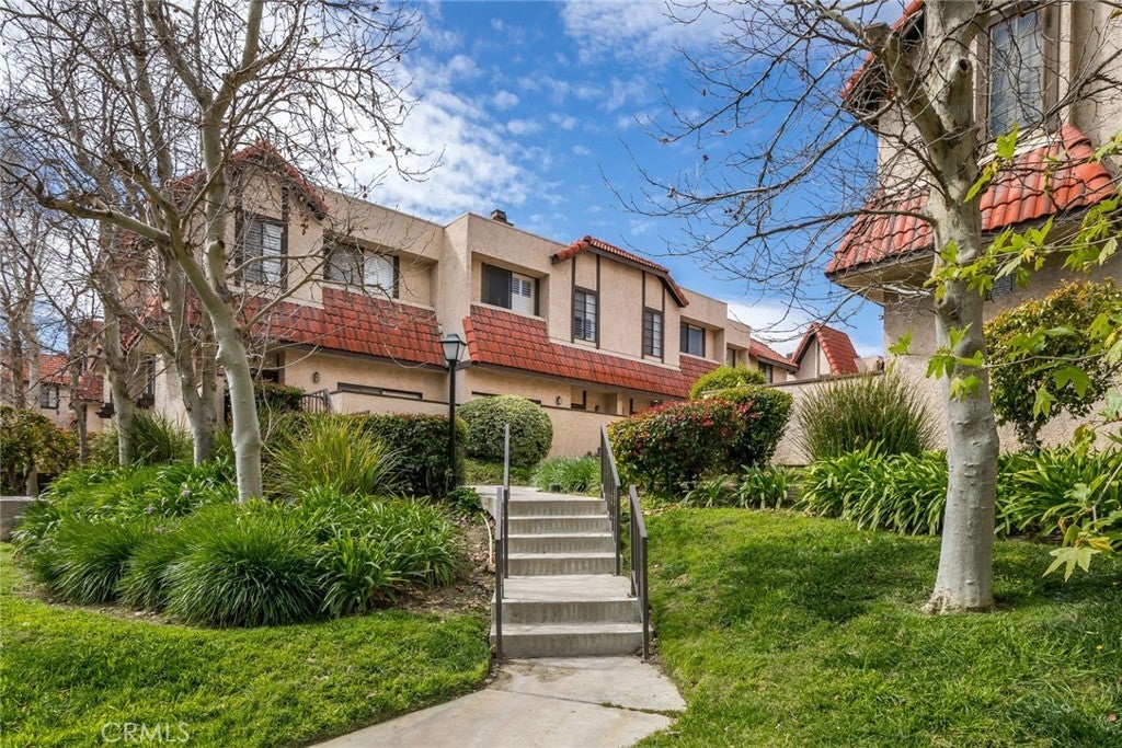 Photo of Listing #SR25061958