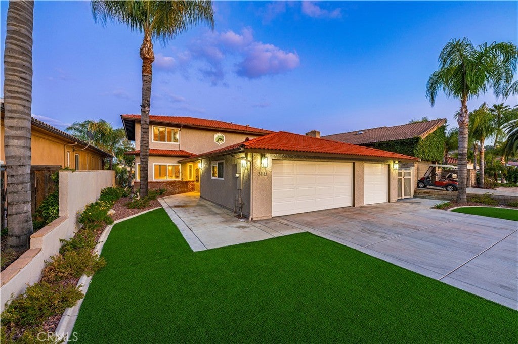 Photo of Listing #IV25059478