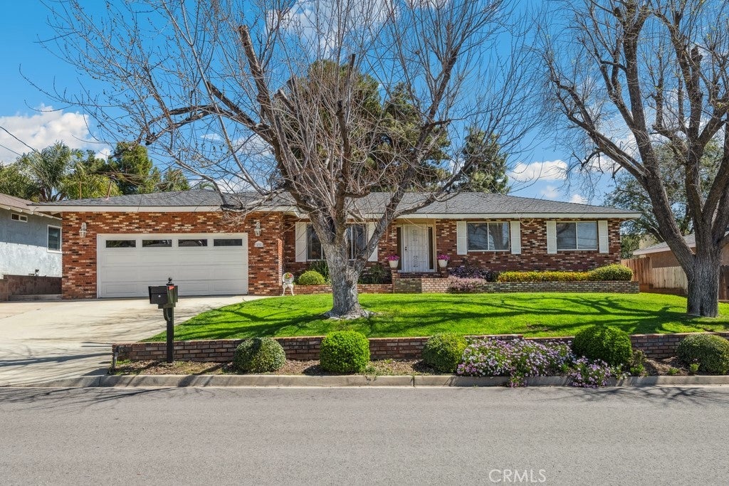 Photo of Listing #SB25060273