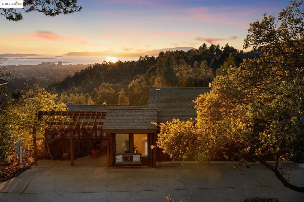 Photo of Listing #41090313