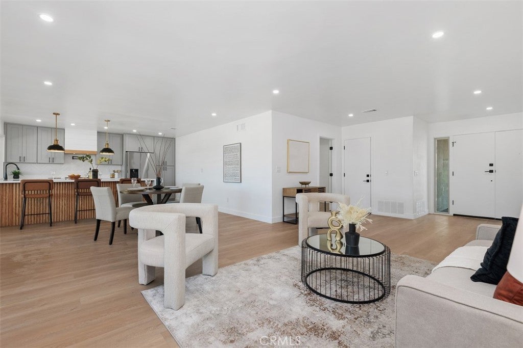 Photo of Listing #OC25061132