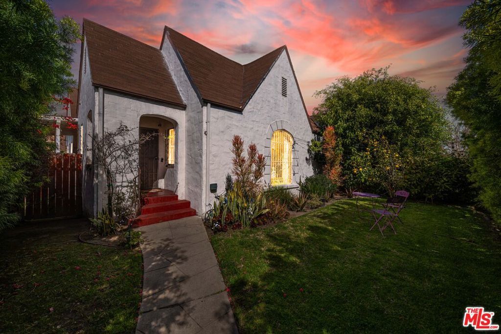 Photo of Listing #25513599