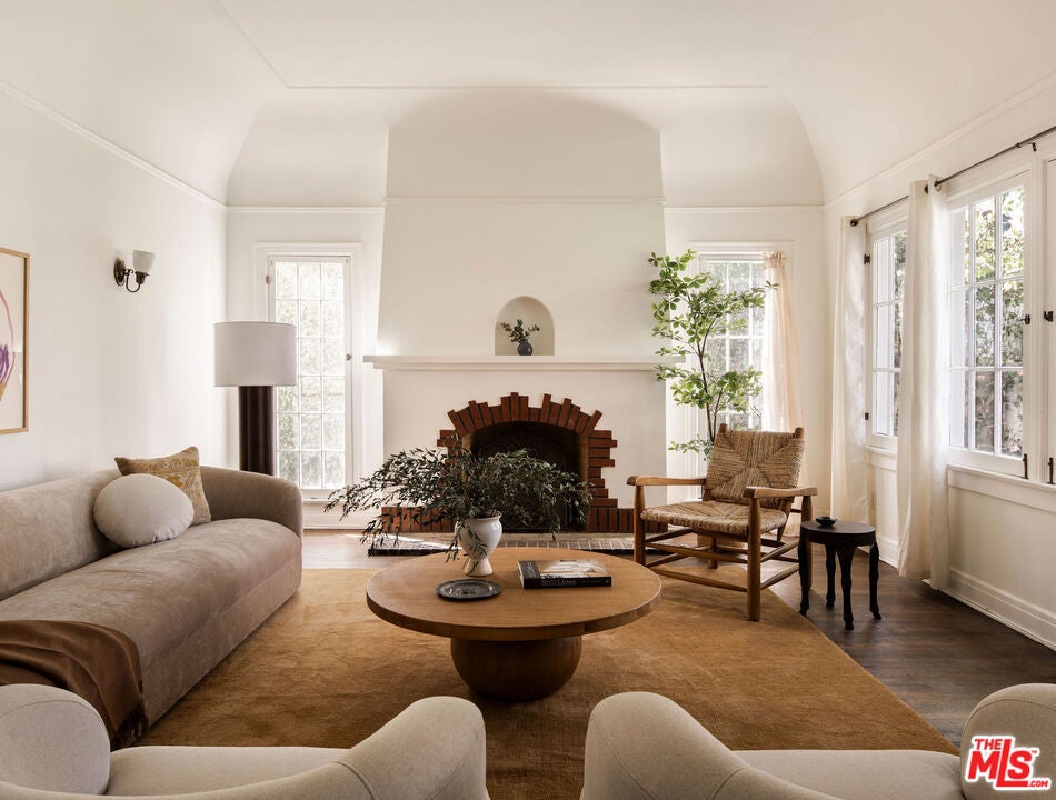 Photo of Listing #25514603