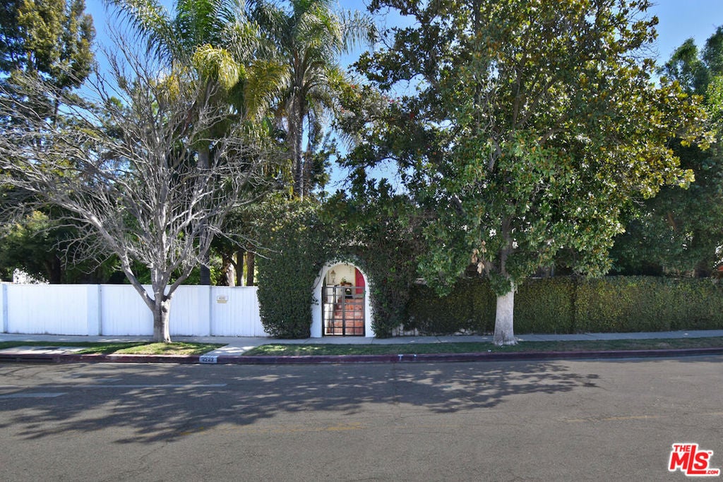 Photo of Listing #25515042