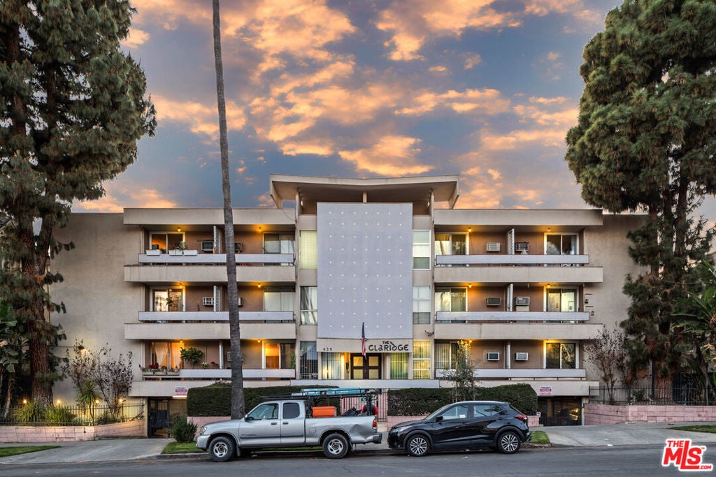 Photo of Listing #25513665