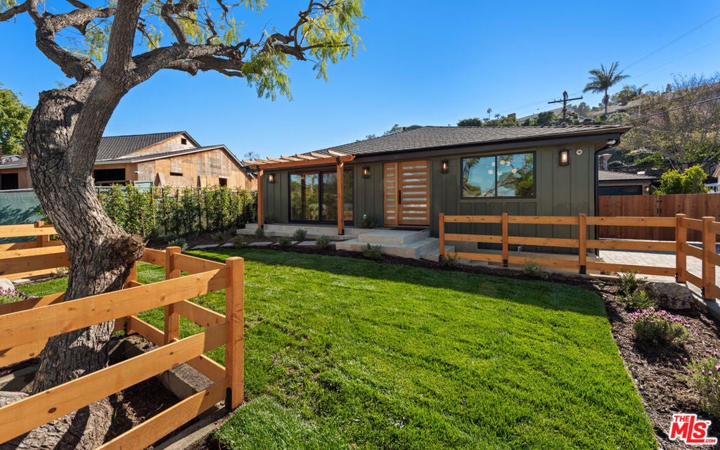 Photo of Listing #25513721