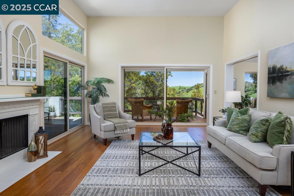 Photo of Listing #41090513