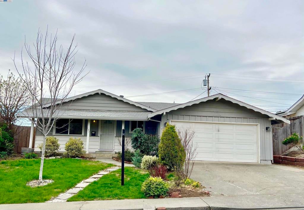 Photo of Listing #41090517