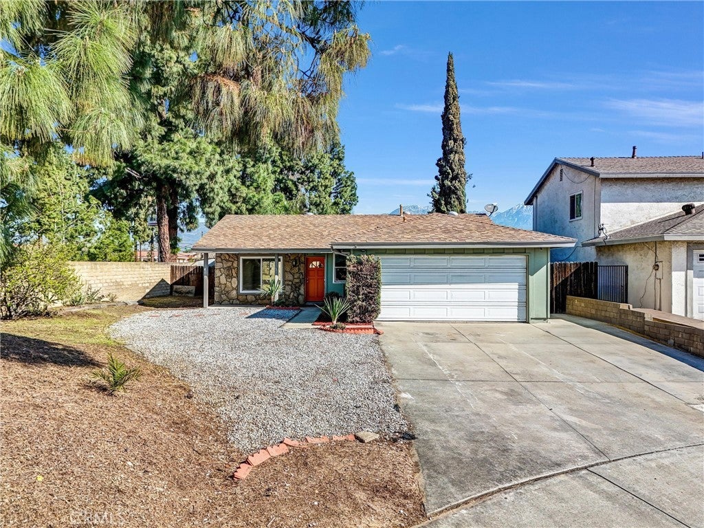 Photo of Listing #OC25063305