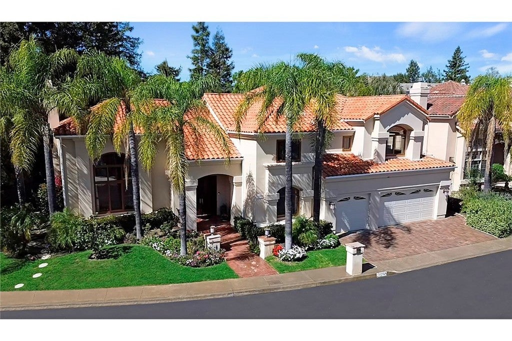 Photo of Listing #SR25063378