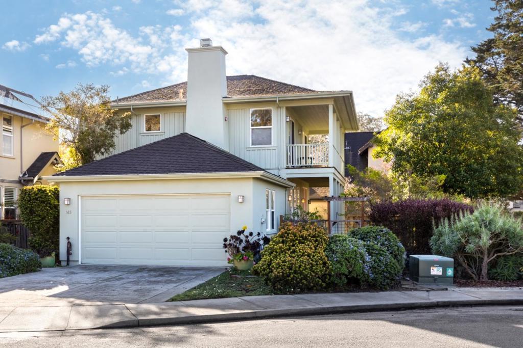 Photo of Listing #ML81998601