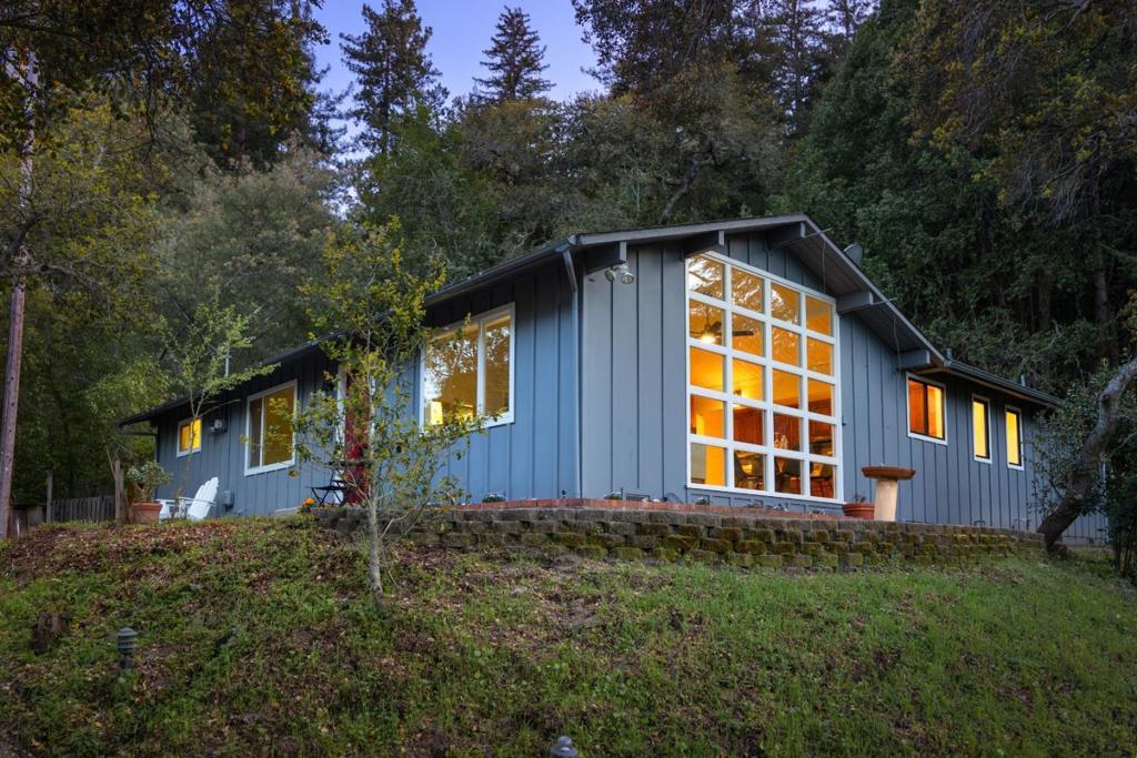 Photo of Listing #ML81998999