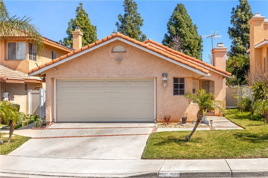 Photo of Listing #OC25062497