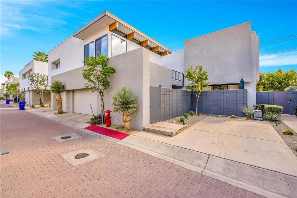 1534 Baristo Road, Palm Springs