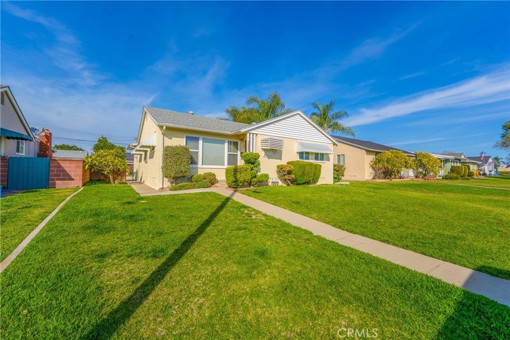 Photo of Listing #DW25063942