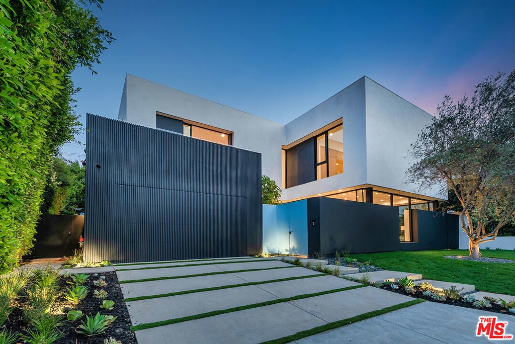 Photo of Listing #25515563