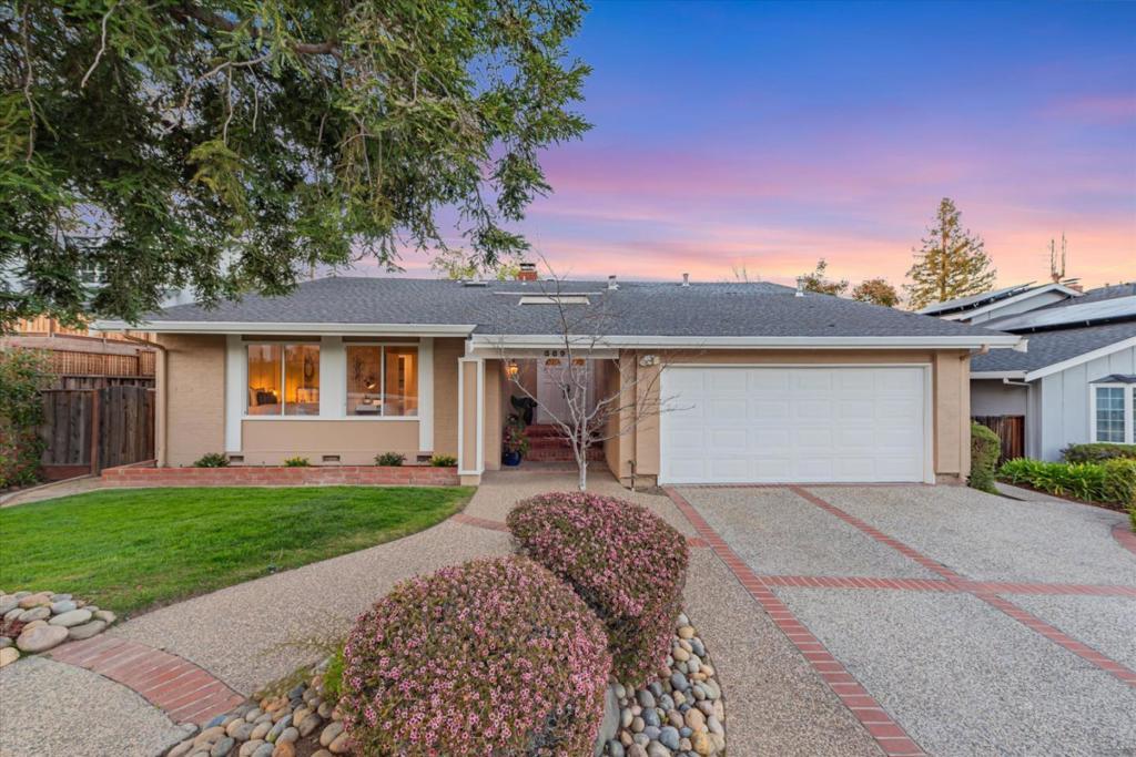 Photo of Listing #ML81992303