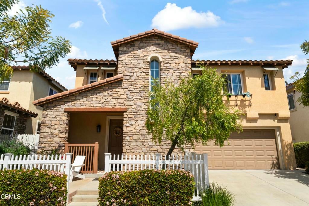 Photo of Listing #V1-28853