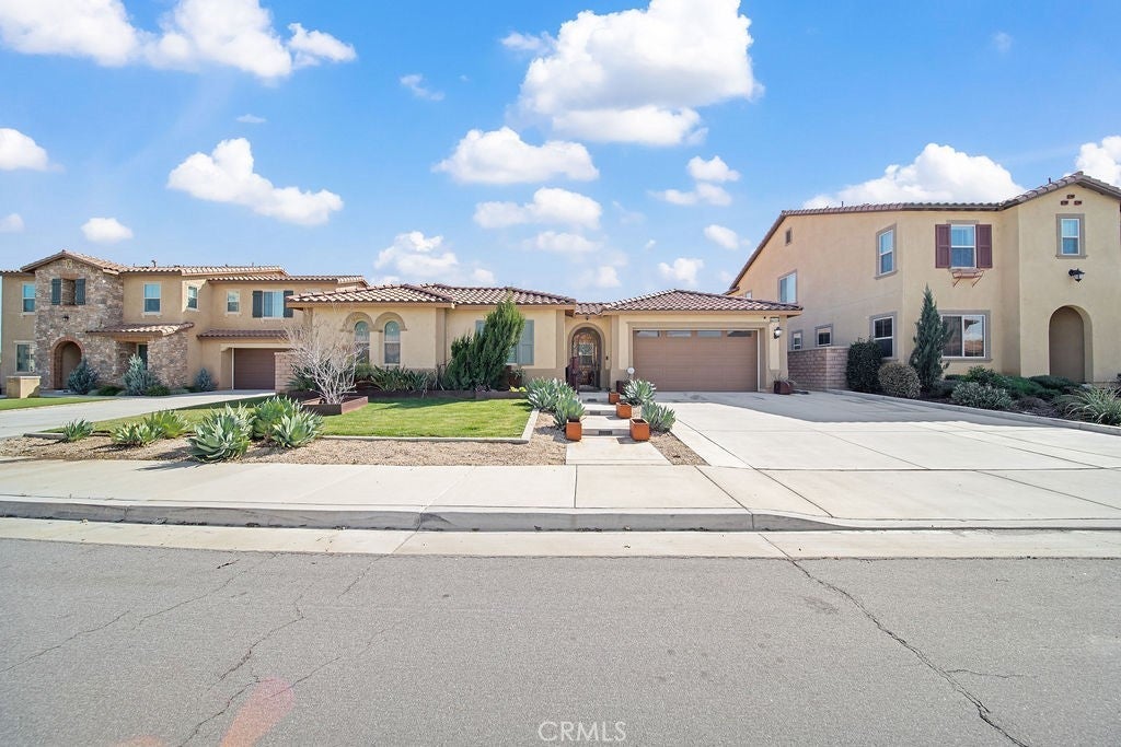 Photo of Listing #SW25064618