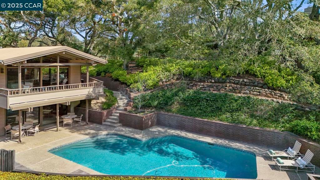 Photo of Listing #41090652