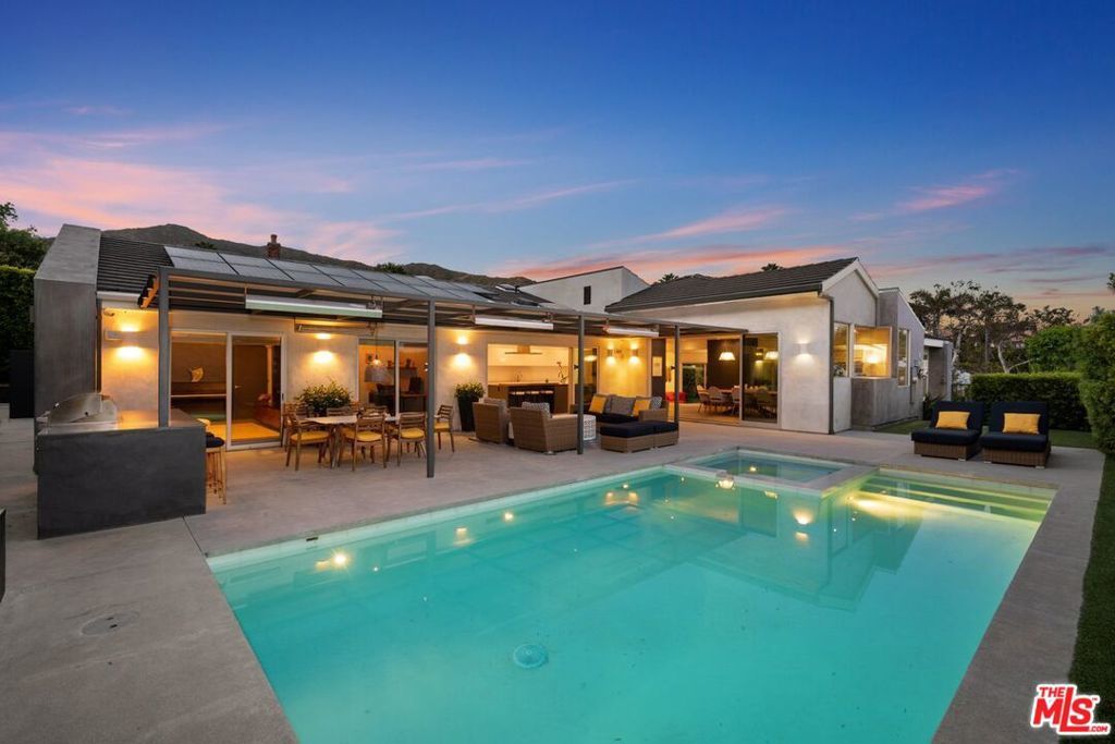 Photo of Listing #25516157