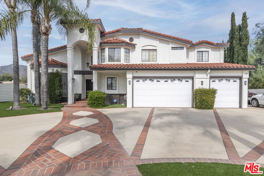 Photo of Listing #25515855