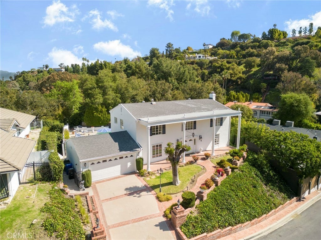 Photo of Listing #SR25052657