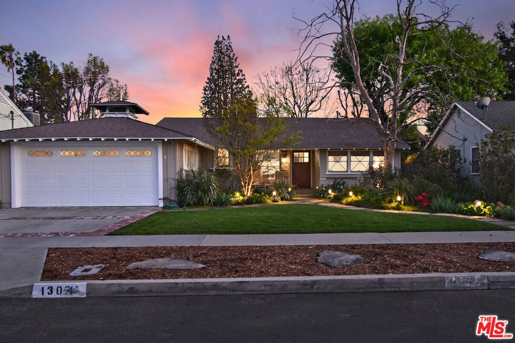 Photo of Listing #25513037