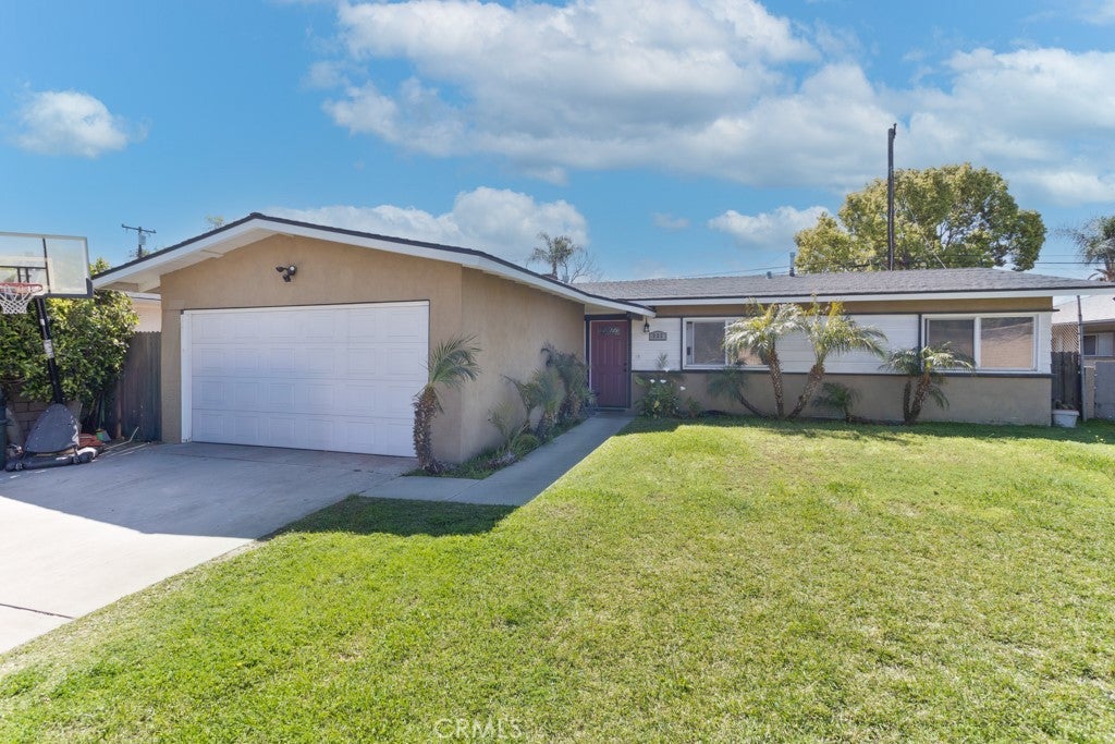 Photo of Listing #IV25065050