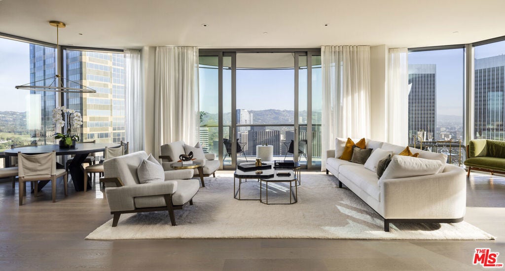 Photo of Listing #25515479