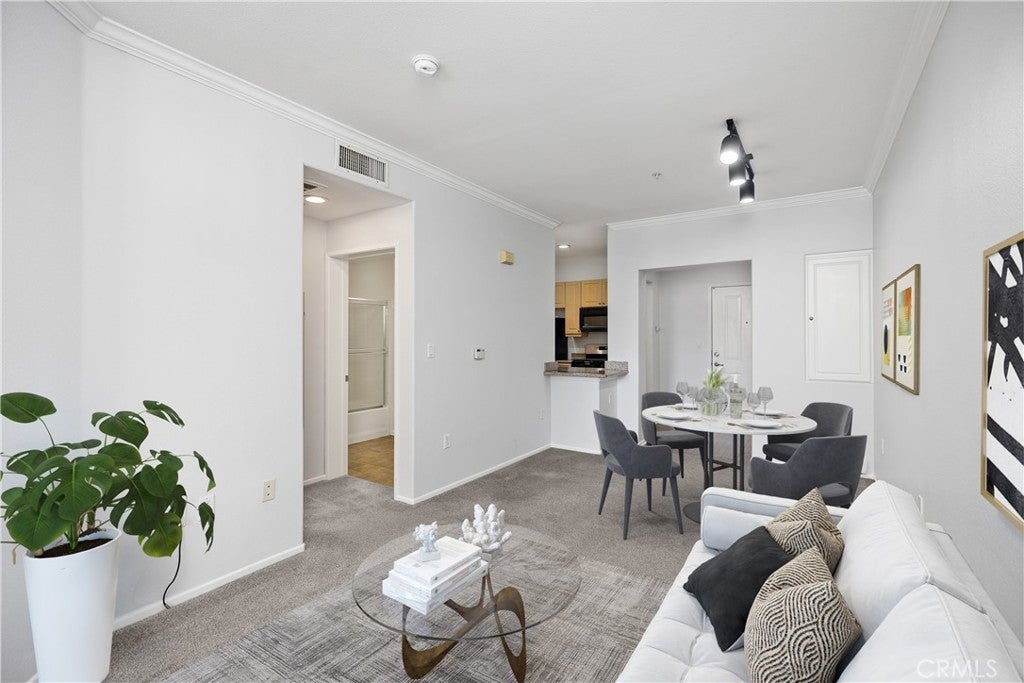 Photo of Listing #PW25063625