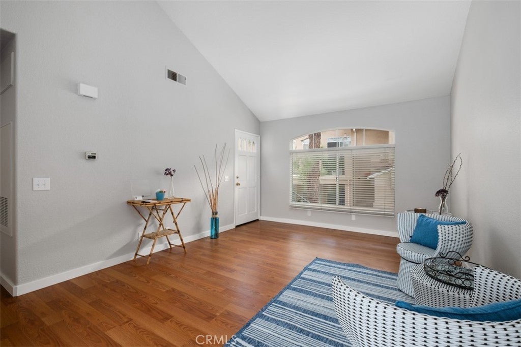 Photo of Listing #OC25065377