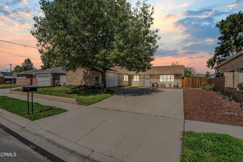 Photo of Listing #V1-28883