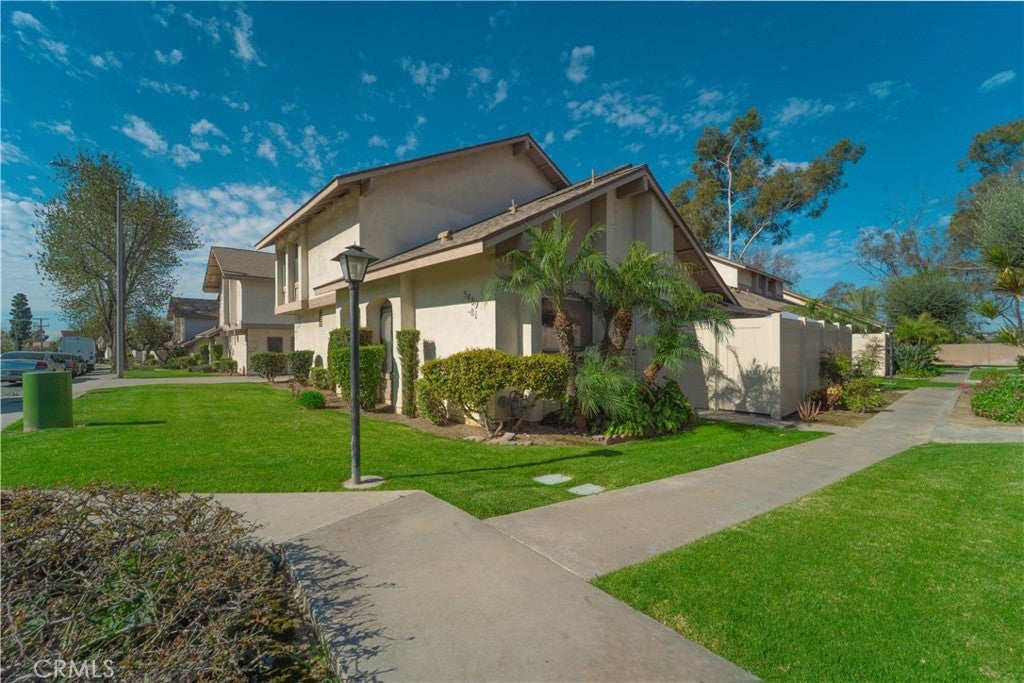 Photo of Listing #DW25064154