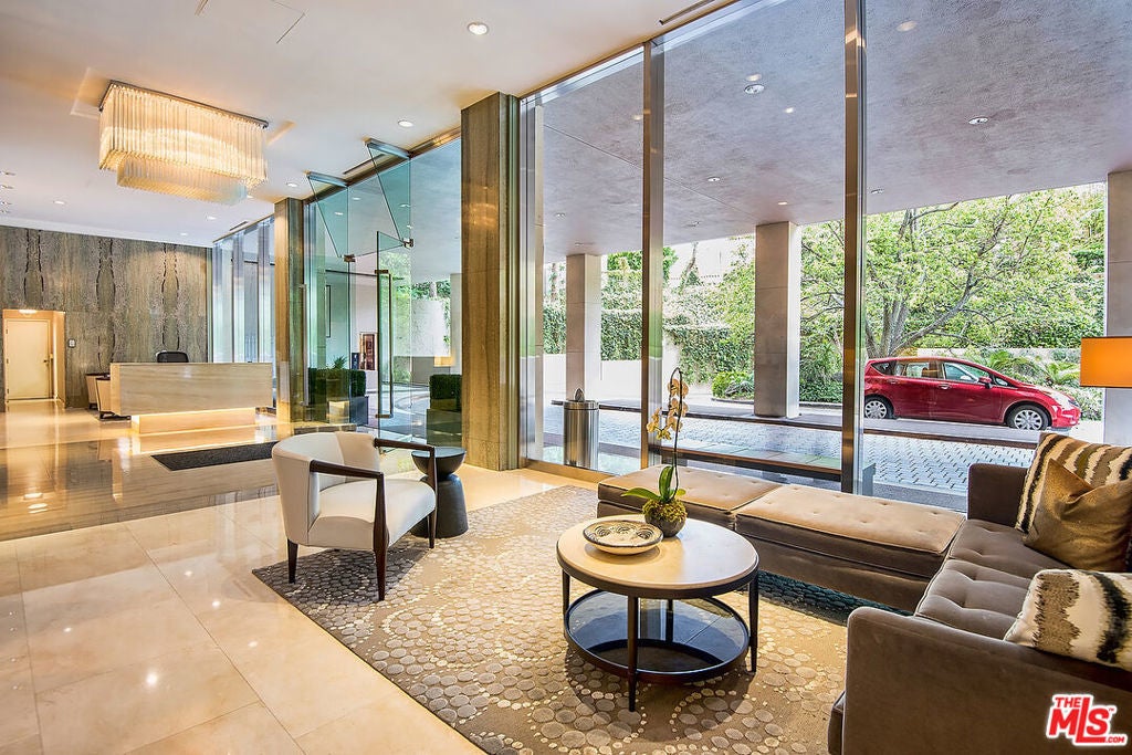 Photo of Listing #25516713