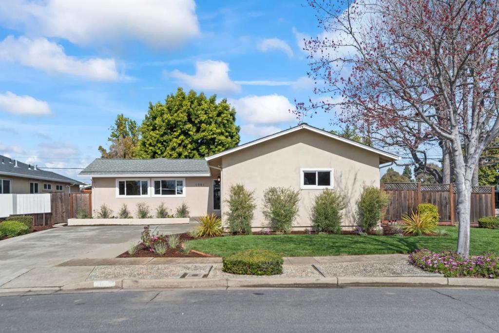 Photo of Listing #ML81999003