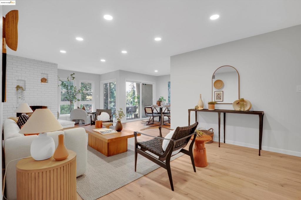 Photo of Listing #41090806