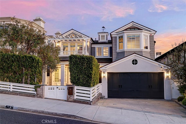 528 15th Street, Manhattan Beach.