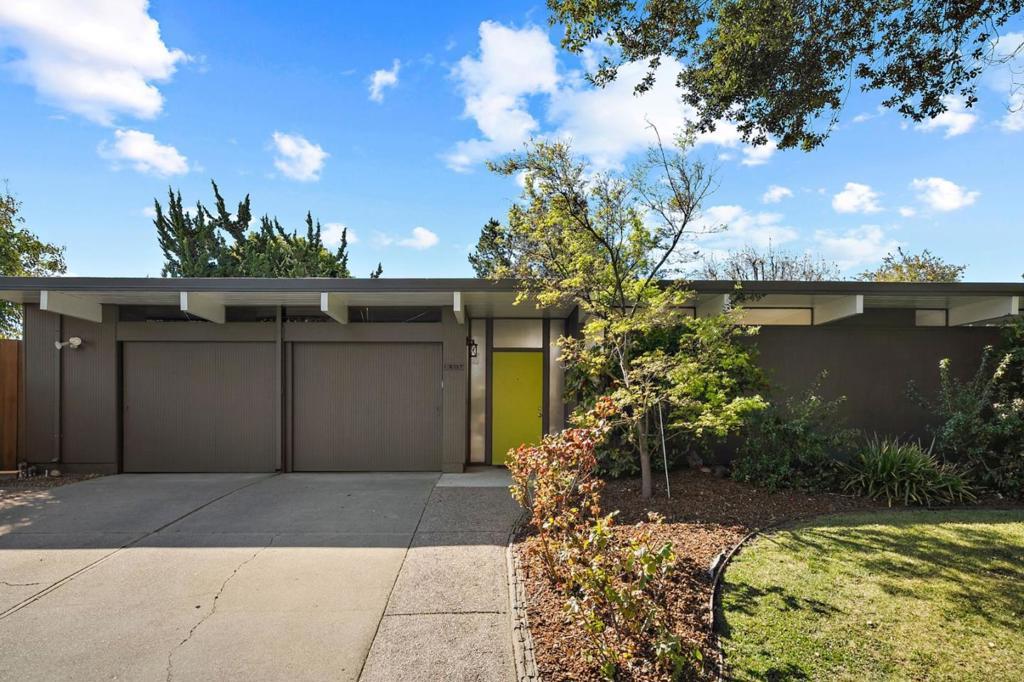 Photo of Listing #ML81999590